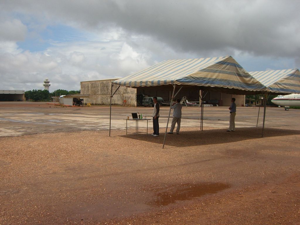 In-flight control via Iridium in Ouagadougou, 2006.